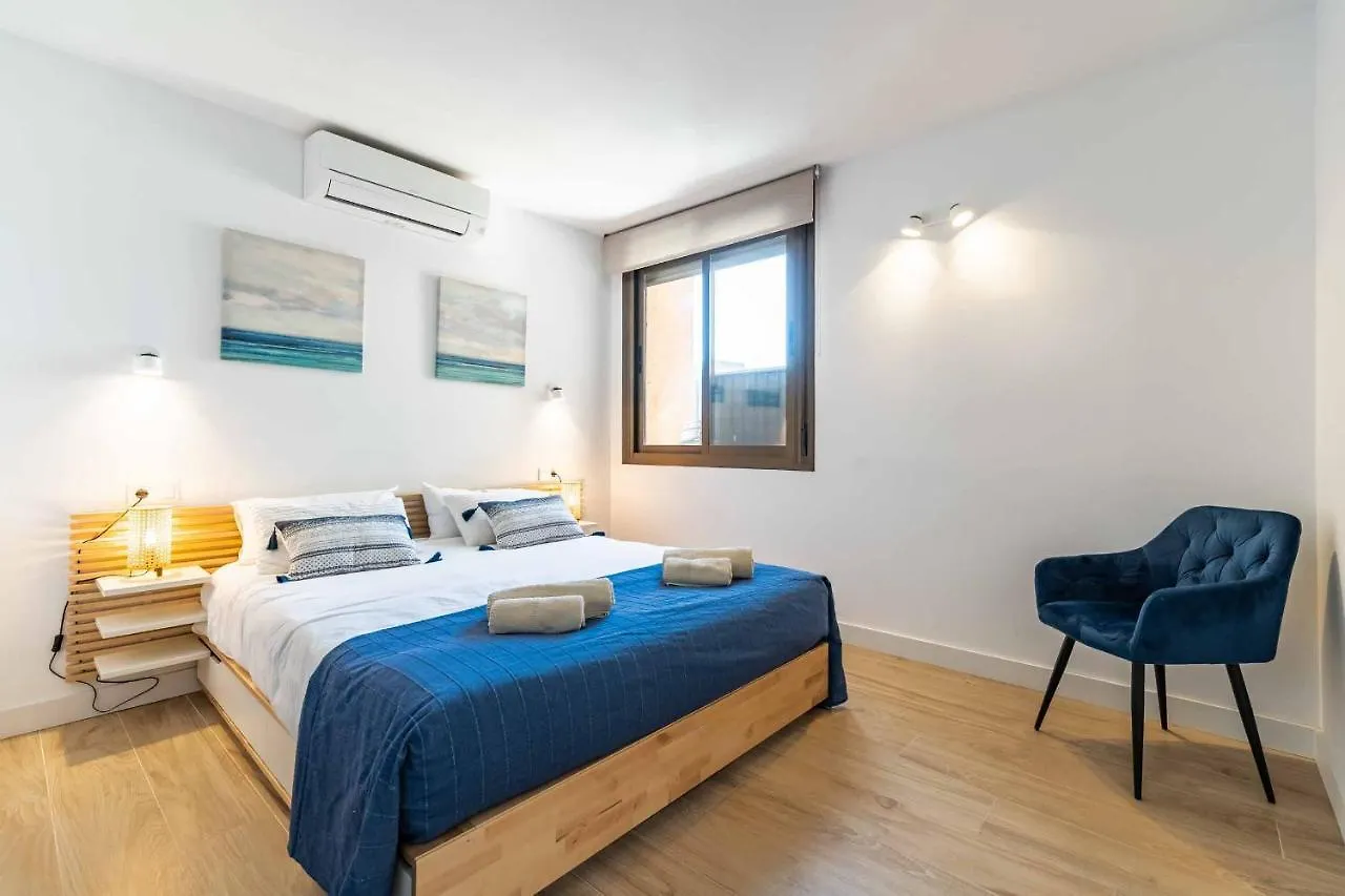 פואנגירולה Sur Suites Palmeras 6 0*,  ספרד